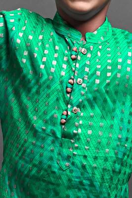 Vesham emblished kurta with pajama set for boys 5