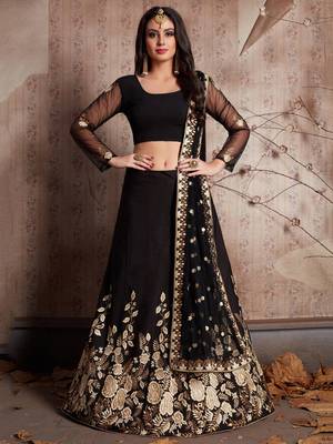 Black & White Solid Semi-Stitched Myntra Lehenga & Unstitched Blouse with Dupatta 2
