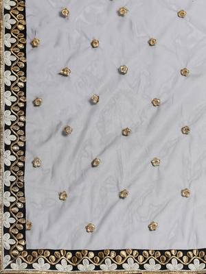 Black & White Solid Semi-Stitched Myntra Lehenga & Unstitched Blouse with Dupatta 6