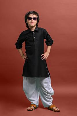 Vesham solid black kurta with pajama for kid 4