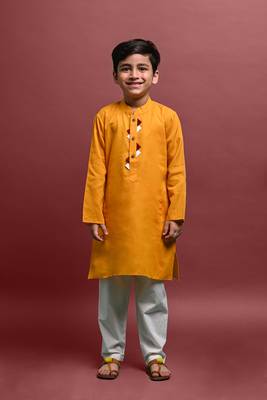 Vesham emblished kurta with pajama set for boys 1