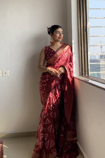 Maroon Printed And Jacqaurd Border With Blouse