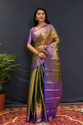 Villagius Jacquard Zari Work Green Saree with Blouse 1