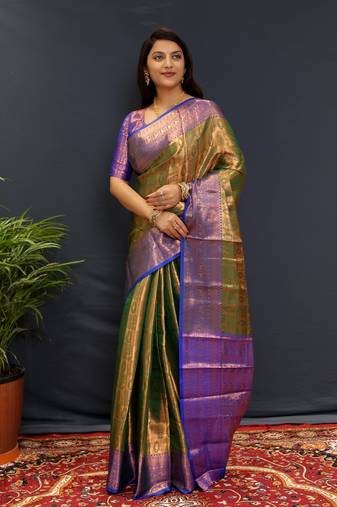 Villagius Jacquard Zari Work Green Saree with Blouse