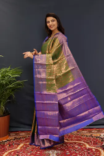 Villagius Jacquard Zari Work Green Saree with Blouse