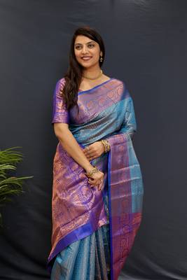 Dark blue jaccaurd work kanjivaram silk saree with blouse 4