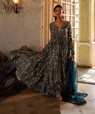 Mayra wild flower anarkali set 1