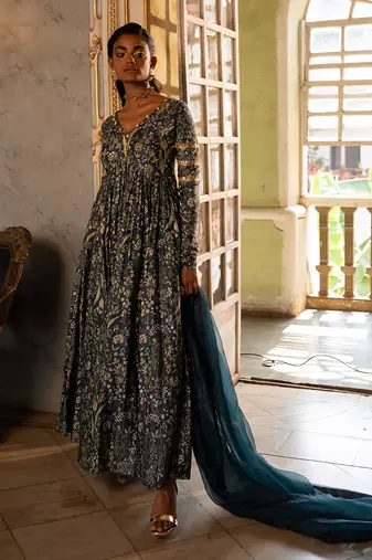 Mayra wild flower anarkali set