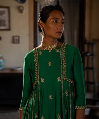 Punya emerald green kurta set 5