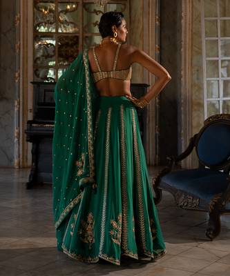 Zariya Green Lehenga Set 4