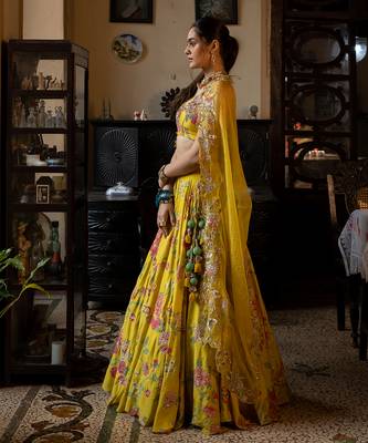 Inayya Yellow Lehenga Set 4