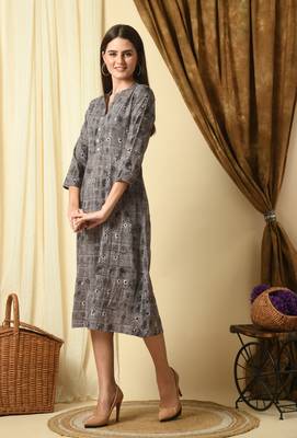 Grey geometric printed work rayon a-line kurta 3