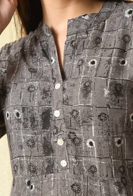 Grey geometric printed work rayon a-line kurta 4