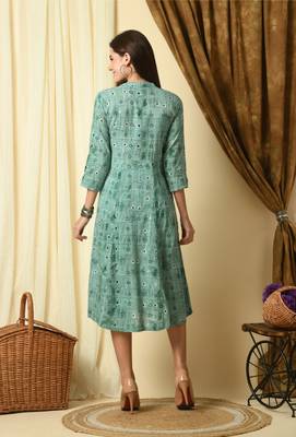 Green geometric printed work rayon a-line kurta 2