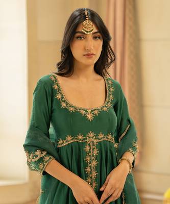 Emerald green silk anarkali set 5
