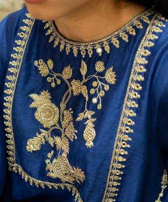 Electric blue silk kurta pant set 4