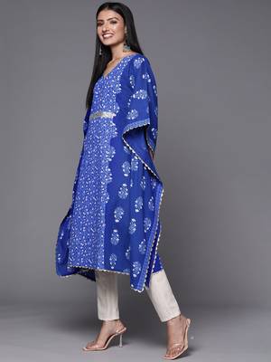 Blue & white floral print cotton kaftan kurta 3