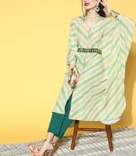 Green digital printed flared sleeve kaftan kurta
