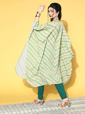 Green digital printed flared sleeve kaftan kurta 5
