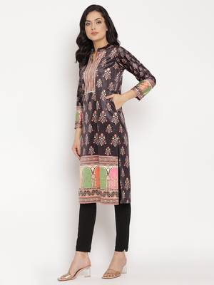 Black color digital print velvet kurta 3