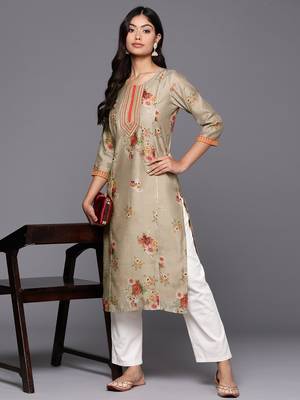 Ahalyaa women floral printed floral kurta 5