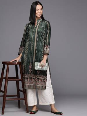 Green geometric printed gotta patti velvet kurta 1
