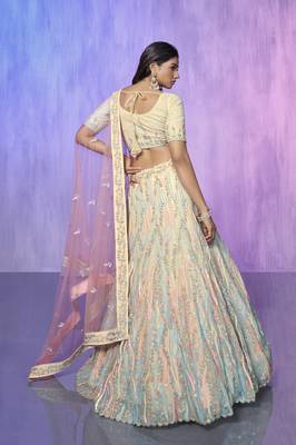 OFF WHITE HEAVY EMBROIDERED ORGANZA DESIGNER BRIDAL WEDDING & PARTY WEAR FESTIVAL SEMI STITCHED LEHENGA 3