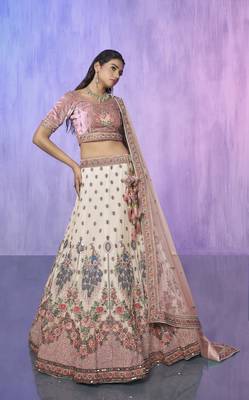 WHITE HEAVY EMBROIDERED GEORGETTE DESIGNER BRIDAL WEDDING & PARTY WEAR FESTIVAL SEMI STITCHED LEHENGA 5