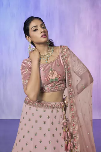 PEACH HEAVY EMBROIDERED GEORGETTE DESIGNER BRIDAL WEDDING & PARTY WEAR FESTIVAL SEMI STITCHED LEHENGA