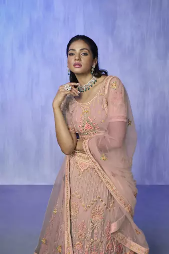 PEACH HEAVY EMBROIDERED NET DESIGNER BRIDAL WEDDING & PARTY WEAR FESTIVAL SEMI STITCHED LEHENGA