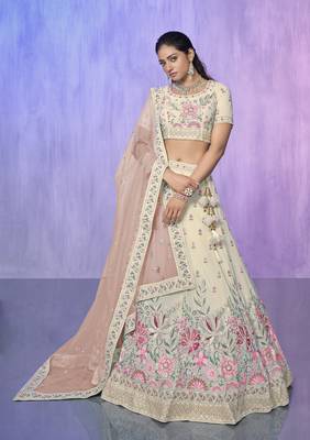 WHITE HEAVY EMBROIDERED GEORGETTE DESIGNER BRIDAL WEDDING & PARTY WEAR FESTIVAL SEMI STITCHED LEHENGA 1