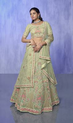 GREEN HEAVY EMBROIDERED NET DESIGNER BRIDAL WEDDING & PARTY WEAR FESTIVAL SEMI STITCHED LEHENGA 1