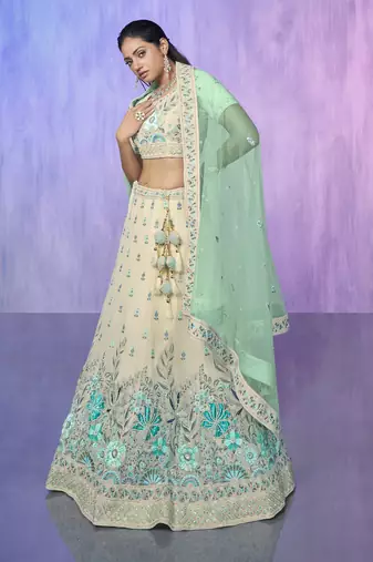WHITE HEAVY EMBROIDERED GEORGETTE DESIGNER BRIDAL WEDDING & PARTY WEAR FESTIVAL SEMI STITCHED LEHENGA