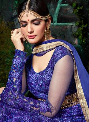Blue net semi stitched wedding floor length anarkali 3