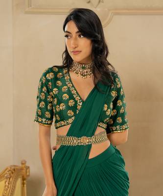 Emerald Green Antique Tone Saree Set 4