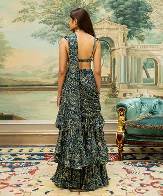 Navy Blue Printed Saree Set 5