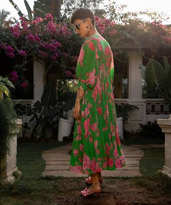 Spring blooming floral maxi dress 4