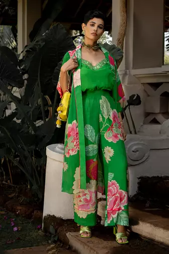 Spring blooming floral jacket set