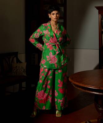 Full bloomig floral blazer set 1