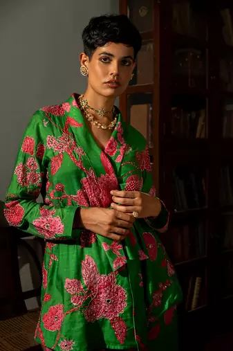 Full bloomig floral blazer set