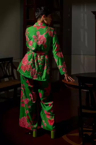 Full bloomig floral blazer set