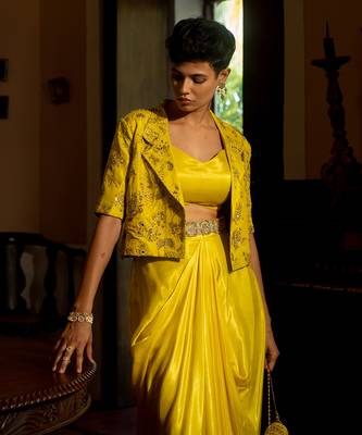 Yellow woven jacket set 2