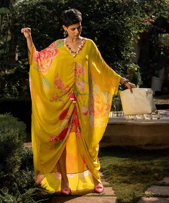 Refreshing floral kaftan 1