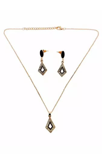  Gold Plated Necklace Set