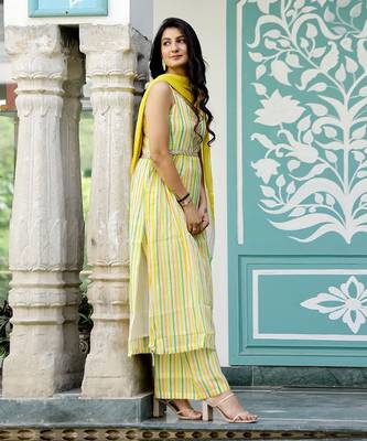 Trio stripe suit set 5
