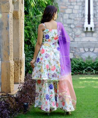 Dreamy floral mirrorwork suit set 5