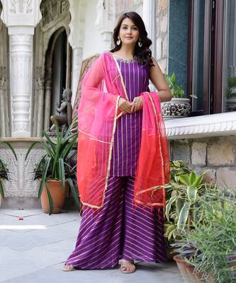 Niharika suit set 1