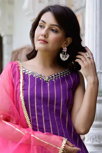 Niharika suit set