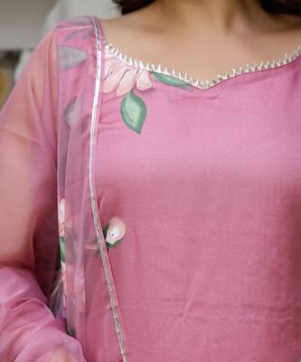 Flamingo pink handpainted suit set 3