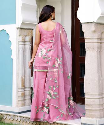 Flamingo pink handpainted suit set 5